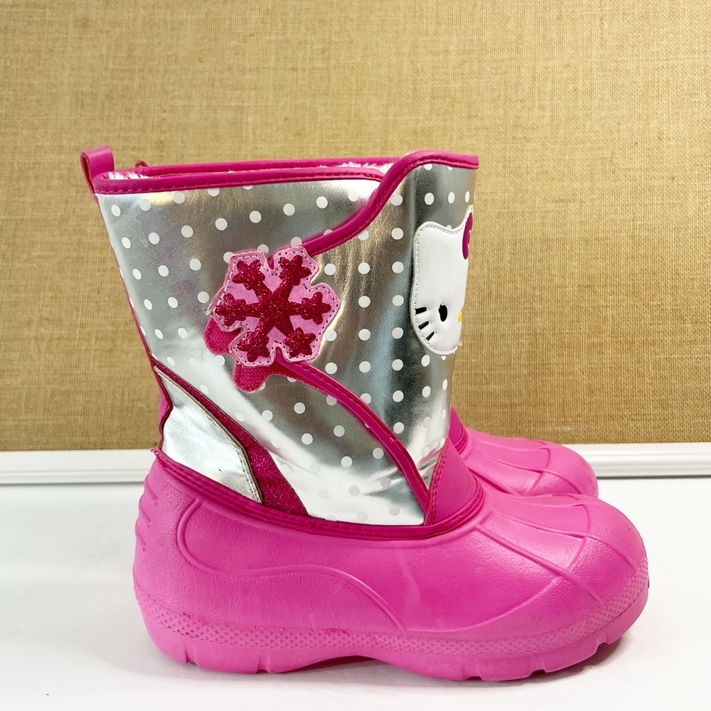 Hello Kitty Girls Snow Boots Size 5